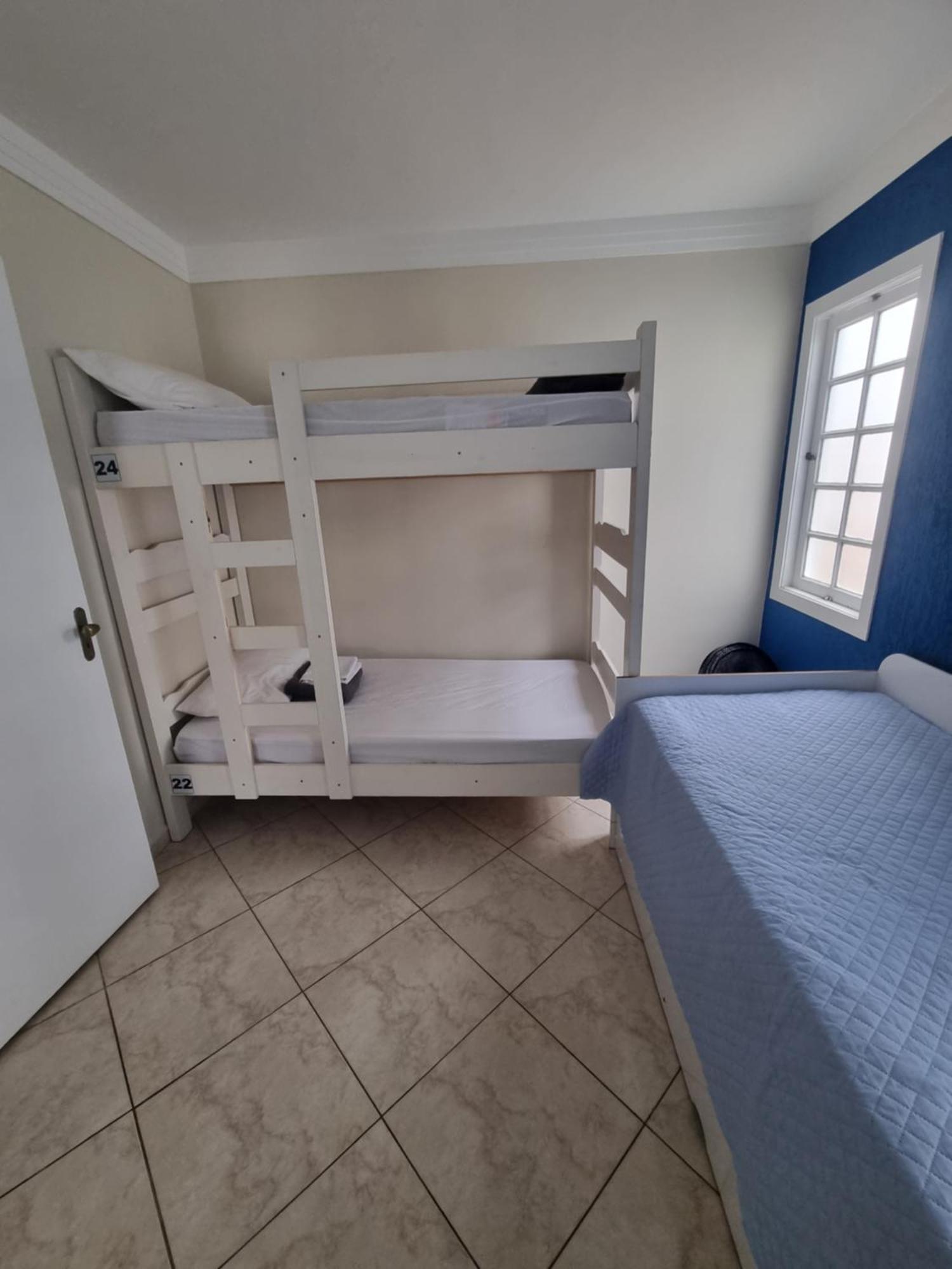 Zenit Hostel Da Cris Cabo Frio Eksteriør billede