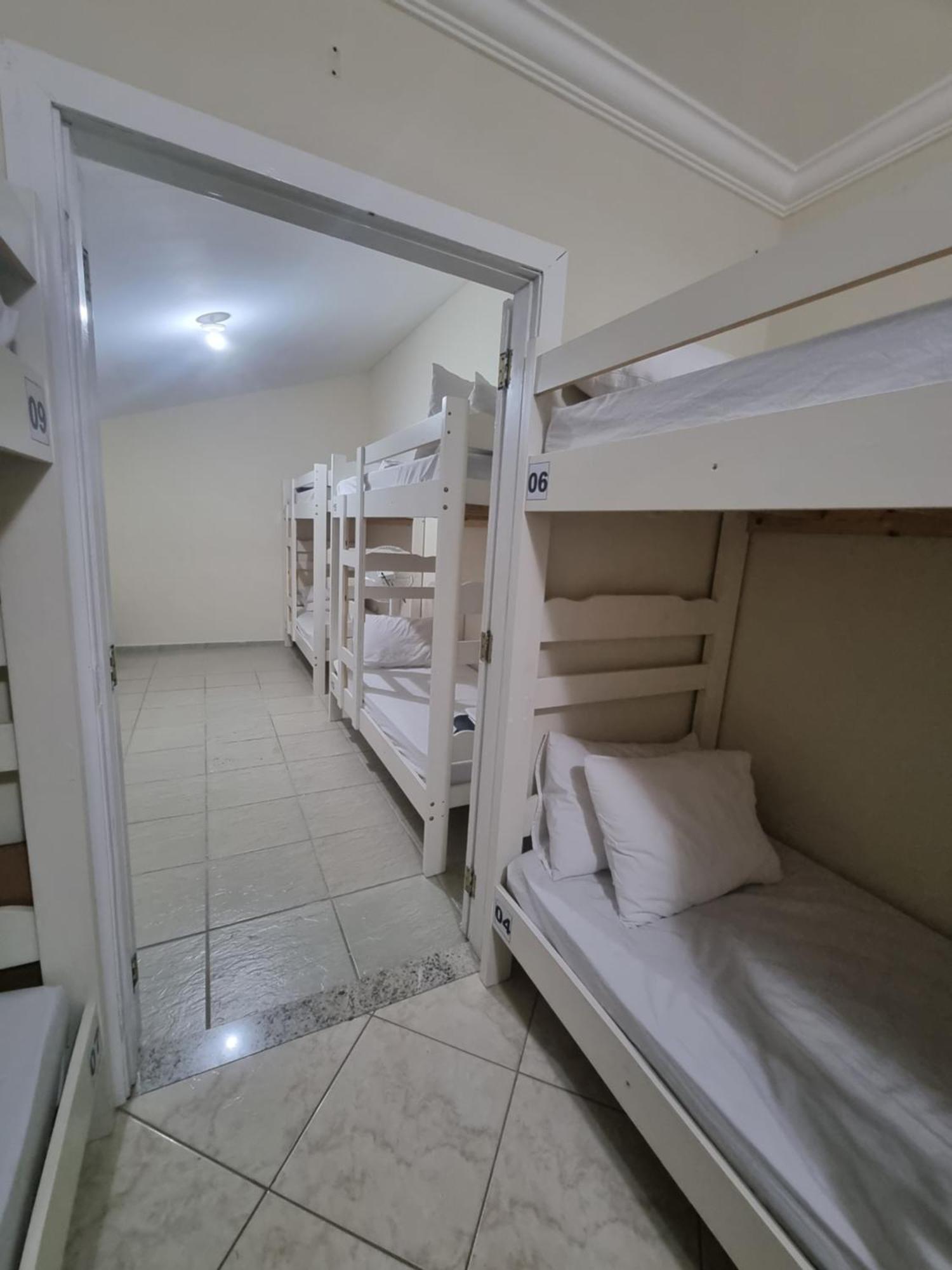 Zenit Hostel Da Cris Cabo Frio Eksteriør billede